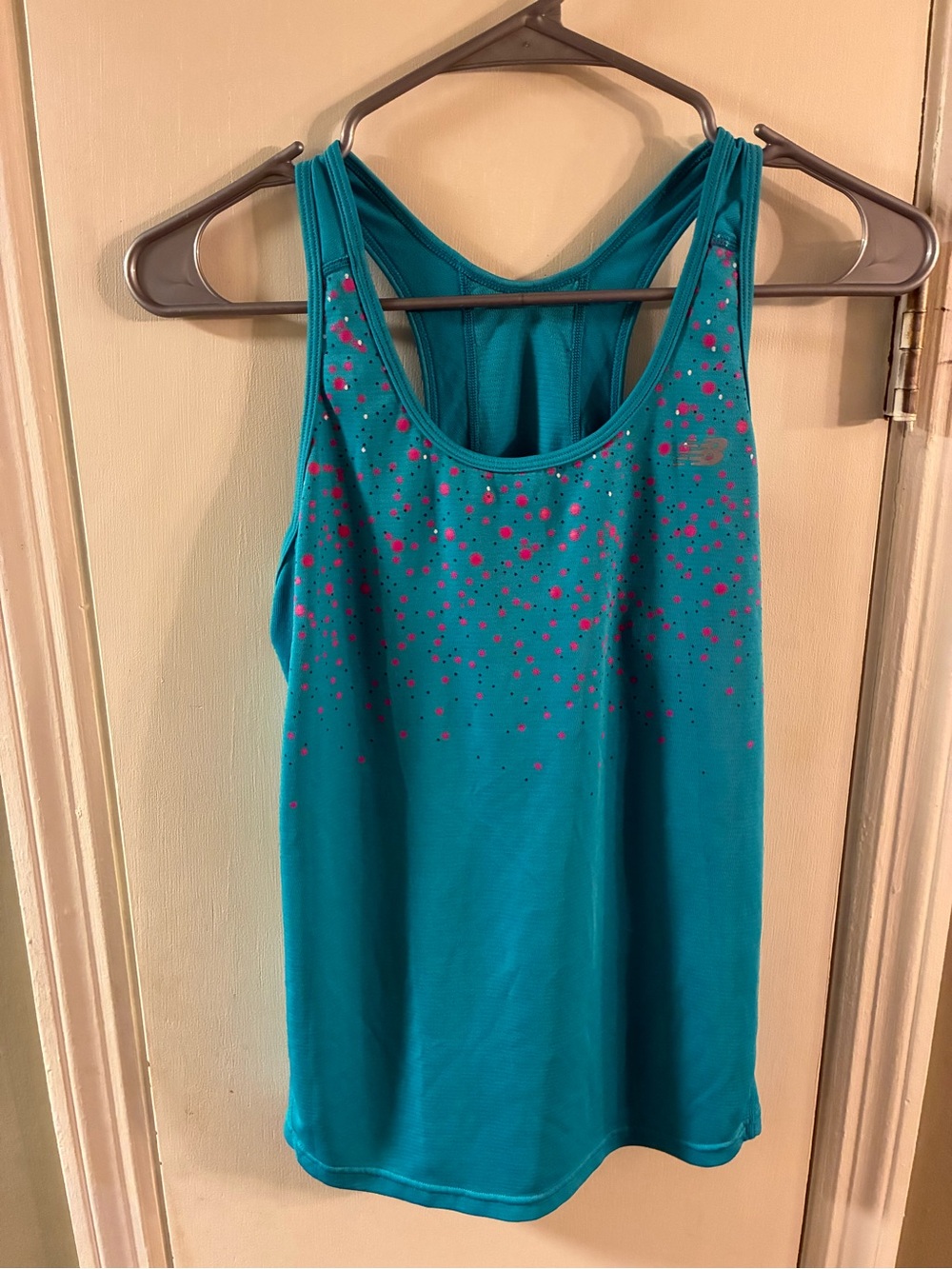 New Balance Women's Medium M Lightning Dry Racer Back Tank Top Teal